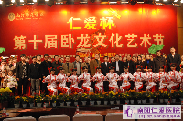 ����ʦԺ���ױ��������Ļ������ڡ�У԰�赸����Բ������