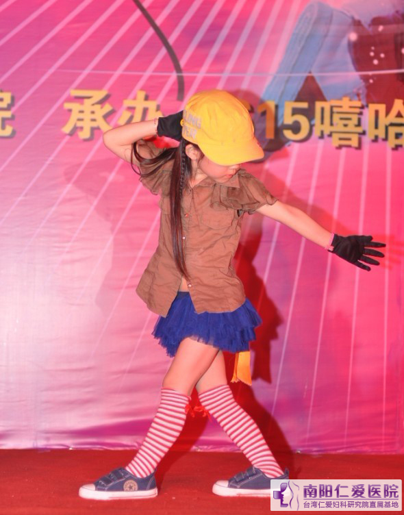 �����ױ���615У԰�����Ļ�������¡�ؿ�Ļ